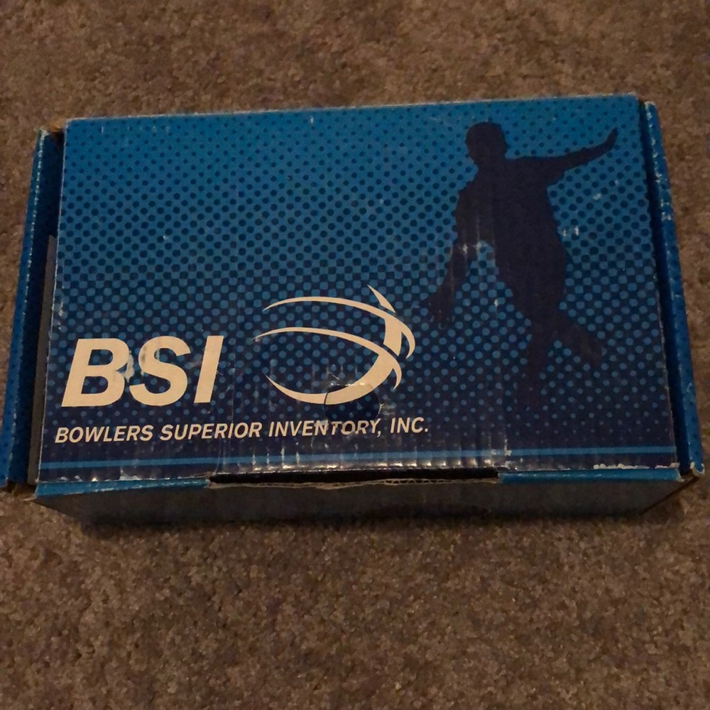 Women’s bowling shoes